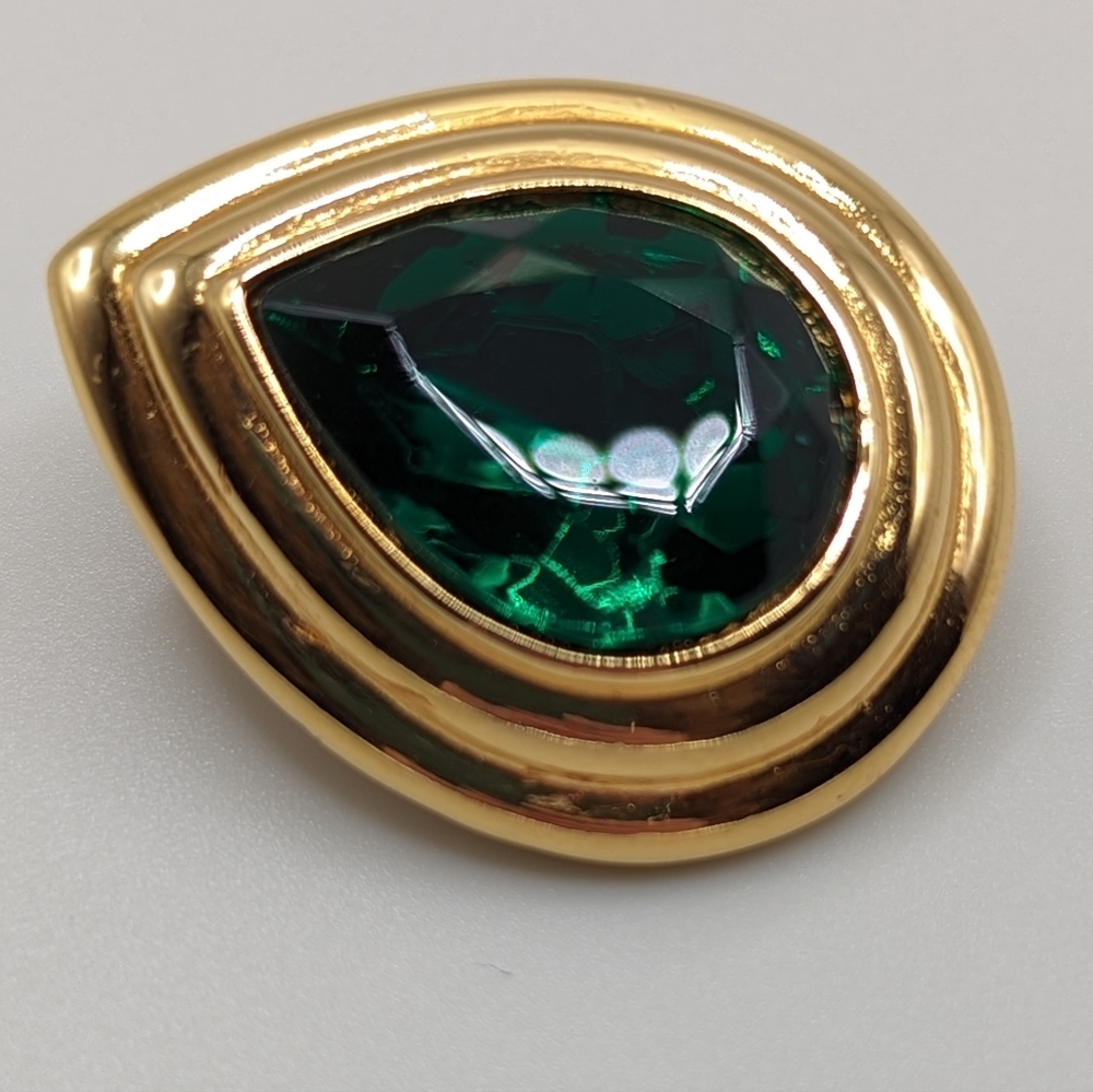 Kenneth Jay Lane Emerald Tone Teardrop Enhancer Pendant - Picture 6 of 9